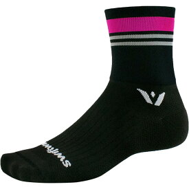 【送料無料】 スィフトウィック レディース 靴下 アンダーウェア Aspire Four Stripe Sock Stripe Pink/Gray