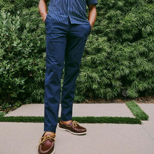 ���@�[�X�g �����Y �{�g���X �J�W���A���p���c �X�����t�B�b�g VRST Men's Limitless Performance Slim Fit Chino Pant Dark Navy �l�C�r�[