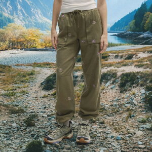 �A���p�C���f�U�C�� ���f�B�[�X �{�g���X �J�W���A���p���c Alpine Design Women's Hike Pant Rustic Olive/Daisy �I���[�u