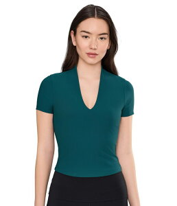 �g���r�X�}�q���[ ���f�B�[�X �g�b�v�X �V���c �j�b�g Travismathew Moveknit Rib Limitless Top Dark Sea1