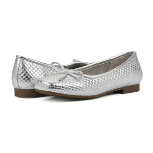 �N���t�o�C�z���C�g�}�E���e�� ���f�B�[�X �V���[�Y �T���_�� Cliffs by White Mountain Bessy Silver/Metallic/Smooth �V���o�[