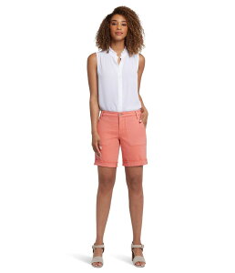GkCfB[WFC fB[X {gX n[tpcEV[c v` V[gpc NYDJ Petite Diana Shorts Coral Haze R[