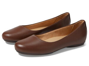 �i�`�����C�U�[ ���f�B�[�X �V���[�Y �T���_�� Naturalizer Maxwell Cocoa Leather �R�R�A