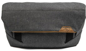 【送料無料】 ピークデザイン メンズ ボディバッグ・ウエストポーチ バッグ Field Pouch V2 Camera Waist Pack CHARCOAL