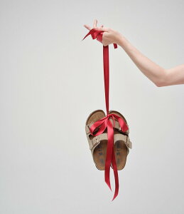 rPVgbN fB[X V[Y pvX T_ xxbg XG[h Birkenstock Women's Arizona Soft Footbed Velvet Suede Slide Sandals Taupe g[v