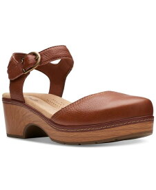 【送料無料】 クラークス レディース サンダル シューズ Paizlee Bay Clog-Style Block Heel Platform Shoes Tan Leathe