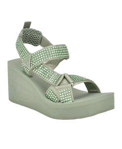 QX fB[X V[Y T_ GUESS Women's Dawsin Rhinestone Eva Strappy Wedge Sandals Light Green O[