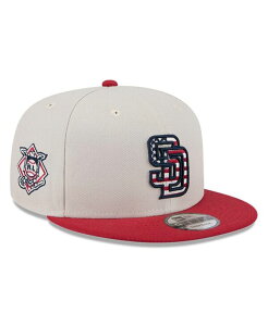 �y���������z �j���[�G�� �����Y �X�q �A�N�Z�T���[ Men's Red San Diego Padres 2024 Fourth of July 9FIFTY Snapback Hat Khaki