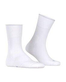 【送料無料】 ファルケ メンズ 靴下 アンダーウェア Running Socks White