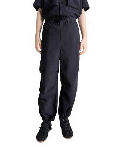 �����[�� �����Y �{�g���X �J�W���A���p���c Lemaire Boxy Fit Parachute Pantsquid Ink