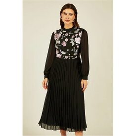 【送料無料】 ユミキム レディース ワンピース トップス Black Embroidered Midi Dress With Pleats Black