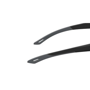 A_[A[}[ Y ANZT[ TOXEACEFA Under Armourectangle Sunglasses Black ubN