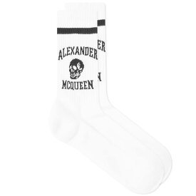 【送料無料】 アレキサンダー・マックイーン メンズ 靴下 アンダーウェア Alexander McQueen Varsity Skull Logo Sock White & Black