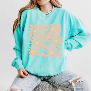 Simply Sage Market ���f�B�[�X �g�b�v�X T�V���c �X�E�F�b�g Simply Sage Market Sunny Days Aheadaisies Lightweight Garment Dyed Sweatshirt Chalky Mint �~���g