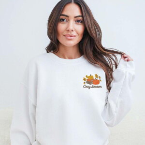 Simply Sage Market ���f�B�[�X �g�b�v�X T�V���c �X�E�F�b�g �h�J Simply Sage Market Embroidered Cozy Season Books - Women'sweatshirt White �z���C�g