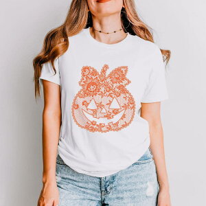 Simply Sage Market ���f�B�[�X �g�b�v�X T�V���c Simply Sage Market Pumpkin Doily Coquette - Short Sleeve Tee White �z���C�g