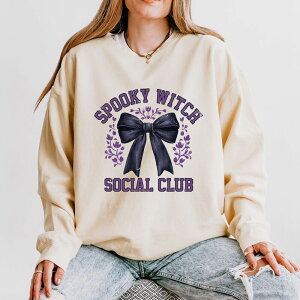 Simply Sage Market ���f�B�[�X �g�b�v�X T�V���c �X�E�F�b�g Simply Sage Market Coquette Spooky Witch Social Club - Women's Lightweight Garment Dyed Sweatshirt Ivory �A�C�{���[
