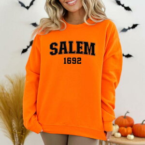Simply Sage Market ���f�B�[�X �g�b�v�X T�V���c �X�E�F�b�g Simply Sage Market Varsity Salem 1692 Sweatshirt Orange �I�����W