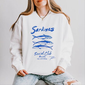 Simply Sage Market ���f�B�[�X �g�b�v�X T�V���c �X�E�F�b�g Simply Sage Market Sardinesocial Club - Women's Lightweight Garment Dyed Sweatshirt White �z���C�g
