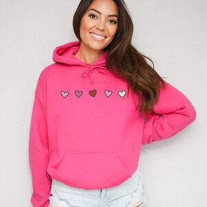 Simply Sage Market ���f�B�[�X �g�b�v�X T�V���c �h�J �p�[�J�[ �O���t�B�b�N Simply Sage Market Embroidered Hearts Row - Women's Graphic Hoodie Raspberry
