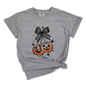 Simply Sage Market ���f�B�[�X �g�b�v�X T�V���c Simply Sage Market Coquette Pumpkin Cherries - Womens Garment Dyed Tee Grey �O���[