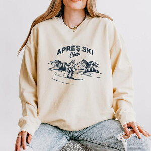 Simply Sage Market ���f�B�[�X �A�E�^�[ �p�[�J�[�E�X�E�F�b�g �V���c Simply Sage Market Aprski Club Mountains - Women's Lightweight Garment Dyed Sweatshirt Ivory �A�C�{���[