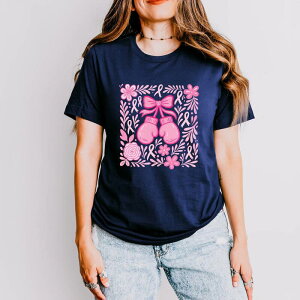 Simply Sage Market ���f�B�[�X �g�b�v�X T�V���c �O���t�B�b�N Simply Sage Market Breast Cancer Boxingloves - Women'short Sleeve Graphic T-Shirtrue Navy �l�C�r�[
