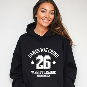 Simply Sage Market ���f�B�[�X �g�b�v�X T�V���c �p�[�J�[ �O���t�B�b�N Simply Sage Market Games Watching Varsity League - Women's Graphic Hoodie Midnight