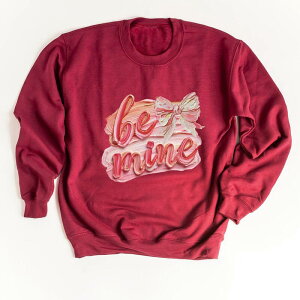 Simply Sage Market ���f�B�[�X �g�b�v�X T�V���c �X�E�F�b�g �O���t�B�b�N Simply Sage Market Be Mine Textured Paint - Women's Graphic Sweatshirt Cardinal