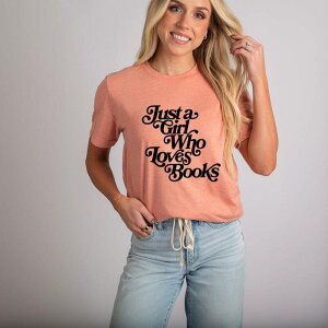 Simply Sage Market ���f�B�[�X �g�b�v�X T�V���c �O���t�B�b�N Simply Sage Market Just A Girl Who Loves Books - Women'short Sleeve Graphic T-Shirt Sunset