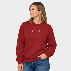 Simply Sage Market ���f�B�[�X �g�b�v�X T�V���c �X�E�F�b�g �h�J �O���t�B�b�N Simply Sage Market Embroidered Grammy Heart - Women's Graphic Sweatshirt Cardinal