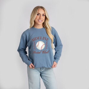 Simply Sage Market ���f�B�[�X �g�b�v�X T�V���c �X�E�F�b�g Simply Sage Market Baseball Sideline Social Club - Women's Lightweight Garment Dyed Sweatshirt Blue Jean �u���[