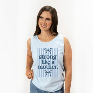 Simply Sage Market ���f�B�[�X �g�b�v�X T�V���c �O���t�B�b�N Simply Sage Market Blue Strong Like A Mother - Women's Garment Dyed Graphic Tank Top Chambray �u���[