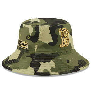 �j���[�G�� �����Y �A�N�Z�T���[ �X�q Men's New Era Camo Boston Red Sox 2022 Armed Forces Day Bucket Hat Camo ���b�h