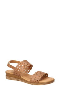 �x�����B�[�^ ���f�B�[�X �V���[�Y �q�[�� �T���_�� Bella Vita Zoe Italy Perforated Sandal Whiskey Italian Leather