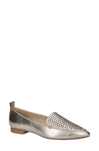 �x�����B�[�^ ���f�B�[�X �V���[�Y �p���v�X Bella Vitalessi Perforated Pointed Toe Flat Champagne Leather �V�����p��