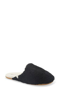 �I���J�C ���f�B�[�X �V���[�Y �T���_�� OluKai Hale Slip-On Genuine Shearling Waterproof Mule Lava Rock / Tapa