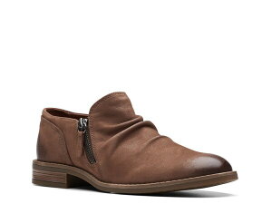 N[NX fB[X V[Y Xb|E[t@[ Brown Clarks Camzin Pace Bootie