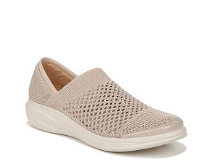 rW[Y fB[X V[Y Xb|E[t@[ BZees Charlie Wedge Slip-On Taupe g[v