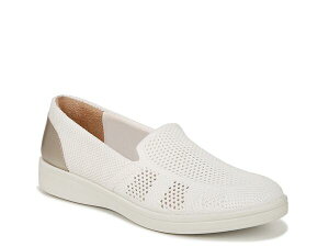 rW[Y fB[X V[Y Xb|E[t@[ BZees Athena Slip-On Sugar White zCg