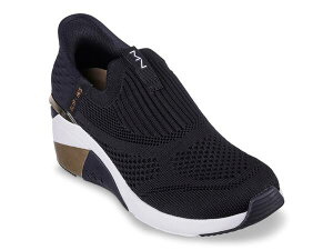 XPb`[Y fB[X V[Y Xj[J[ Skechers x Mark Nason Hands Free Slip-Ins: A Wedge Slip-On Sneaker - Women's Black/White