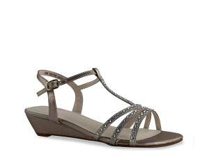 xW~EH[N fB[X V[Y T_ Touch Ups by Benjamin Walk Hailey Wedge Sandal Champagne Vp