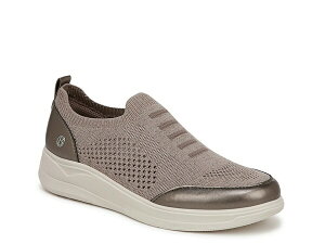 rW[Y fB[X V[Y Xb|E[t@[ Xj[J[ BZees Timeless Slip-On Sneaker Brown uE