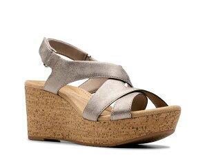N[NX fB[X V[Y T_ Clarks Rose Wedge Sandal Bronze Metallic ^bN