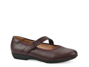 �N���t�o�C�z���C�g�}�E���e�� ���f�B�[�X �V���[�Y �p���v�X Cliffs by White MountainCarwen Mary Jane Flat Burgundy �o�[�K���f�B