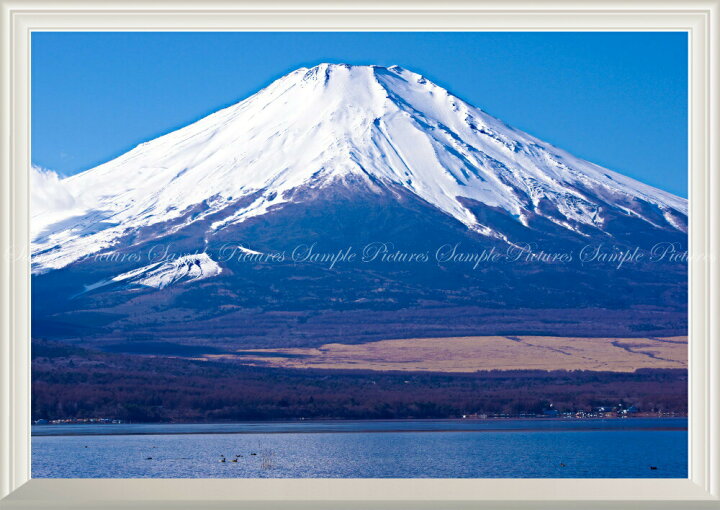 楽天市場 絵画風 壁紙ポスター はがせるシール式 窓の景色 冠雪の富士山と山中湖 白富士 裏富士 富士山 開運 パワースポット 扉なし窓仕様 キャラクロ Fjs 050na1 A1版 0mm 585mm 日本製 ウォールステッカー お風呂ポスター レアルインターショップ