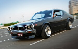 �G�敗 �ǎ��|�X�^�[ (�͂�����V�[����) ���Y �X�J�C���C�� 2000GT-R KPGC110�^ �P������ �_�b�g�T�� 240K 1974�N �L�����N�� C110-011W2 (���C�h�� 603mm×376mm) �����{���� �E�H�[���X�e�b�J�[ �����C�|