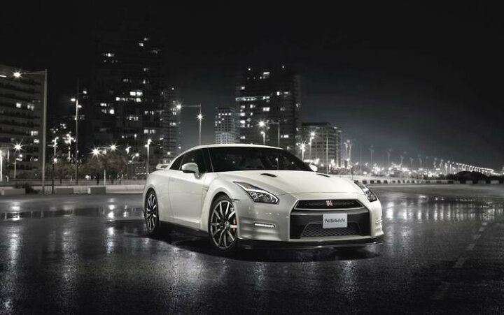 楽天市場】絵画風 壁紙ポスター (はがせるシール式) 日産 GT-R R35 