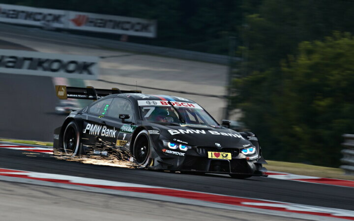 楽天市場 絵画風 壁紙ポスター はがせるシール式 Bmw M4 F Gt3 Dtm Gt3レーシングカー キャラクロ Bmgt 011w1 ワイド版 921mm 576mm 建築用壁紙 耐候性塗料 インテリア レアルインターショップ