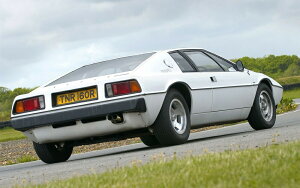 �G�敗 �ǎ��|�X�^�[ (�͂�����V�[����) ���[�^�X �G�X�v�� S1(����) �z���C�g 1976�N �W�E�W�A�[�� 007�{���h�J�[ Lotus �L�����N�� LESP-003W1 (���C�h�� 921mm×576mm) �����{���� �E�H�[���X�e�b�J�[